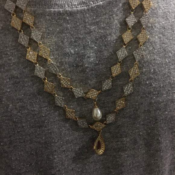 Nickel and earrings - Picture 7 of 8